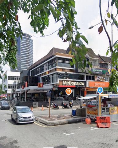Strategic Ground Floor Endlot Shop in TTDI 1