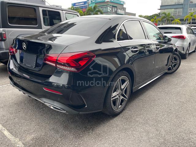 2021 Mercedes Benz A180 AMG Sedan + SUNROOF *Sale* - 3