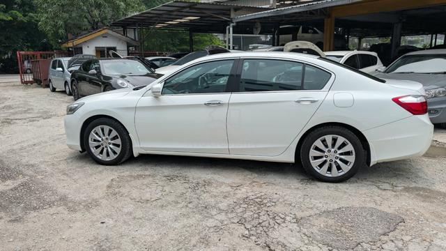 2015 Honda ACCORD 2.0 VTI-L MY2013 (A) TIPTOP COND - 4