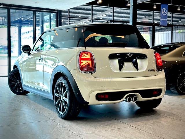UNREG 2021 Mini COOPER S 2.0 3 Doors HUD Grade 5A - 2