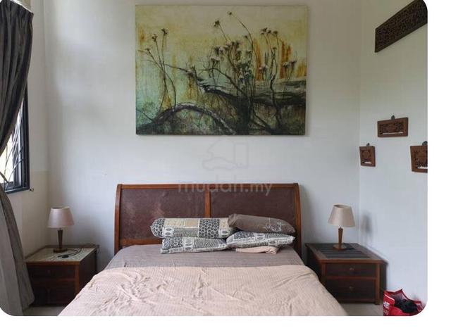Room RENT Fully Furnished Utilities Ready move in Antilla Lagoon Villa 1