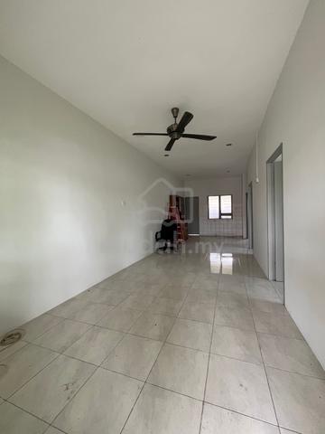 [BUMI LOT] Single Corner at Stutong / Stampin Baru, Kuching 1