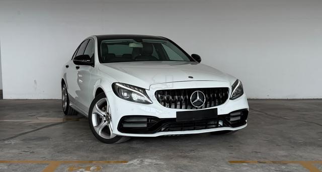 2017 Mercedes Benz C-CLASS 2.0 200 AVANTGARDE - 1