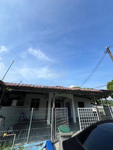 Corner Lot Single Storey Taman Teratai Skudai - Fully Extended 1