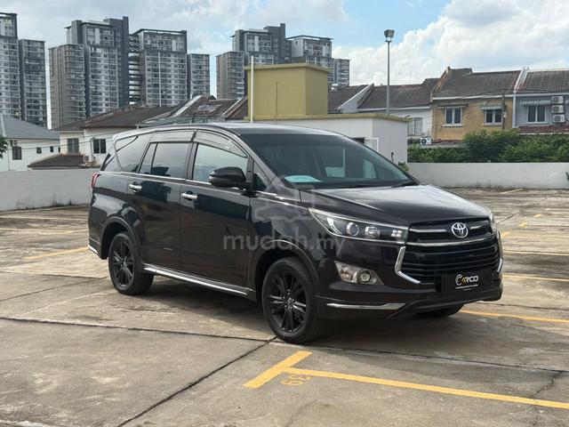 Toyota INNOVA X 2.0L (A) Pilot Seat!!! - 1