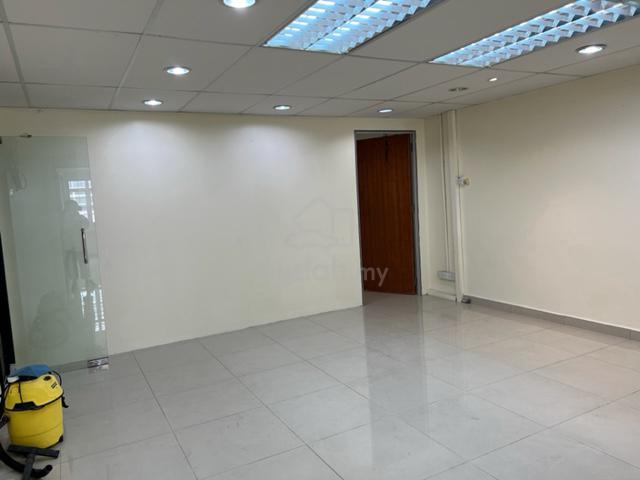 Office to Let , opposite IOI Mall Puchong Jalan Kenari 7 (1ST -3RD FL) 1