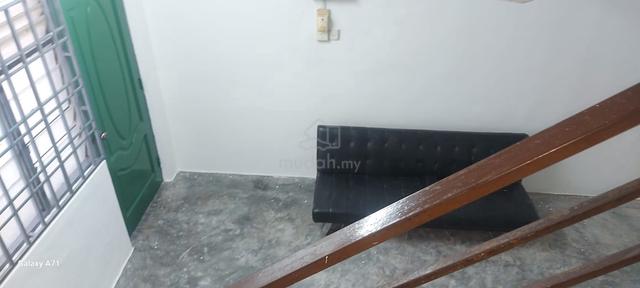 Rent Double Stry  2 Tingkat  3 bilik- Bandar Putra Jalan Jati 2