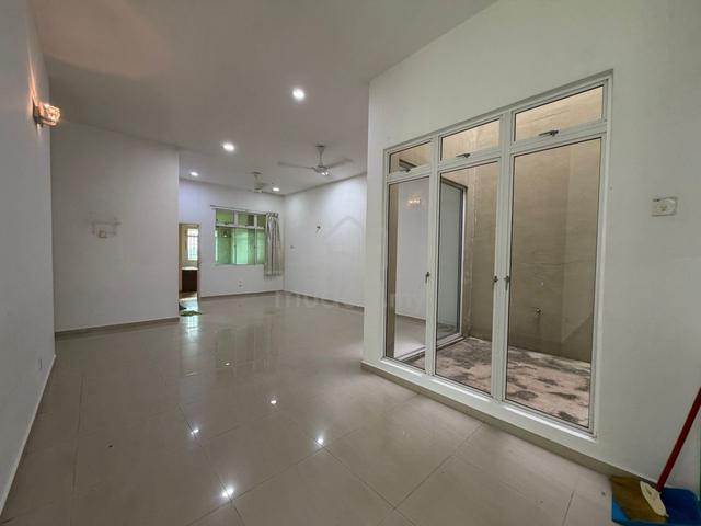 FREEHOLD SPACIOUS Semi-D Fully Extended For Sale @ Paya Rumput 1