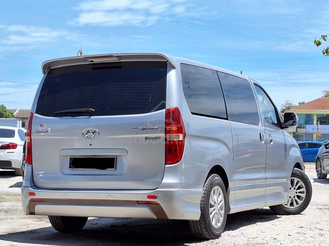 2012 Hyundai GRAND STAREX 2.5 ROYALE FACELIFT (A) - 3