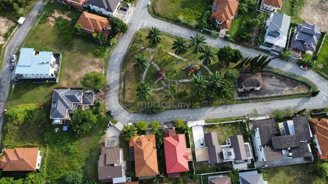 Bungalow Lot Kota Seriemas Facing Playground Freehold 1