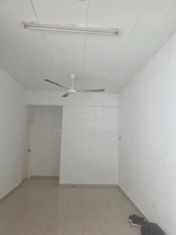 Shop House 3rd floor at Georgetown 1