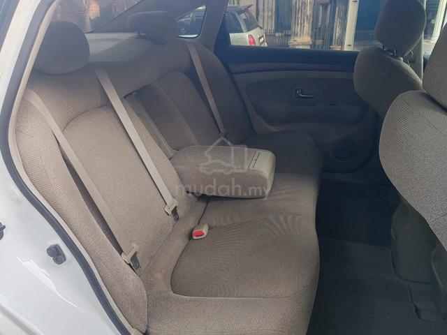 2010 Nissan SYLPHY 2.0 COMFORT (A) - 3