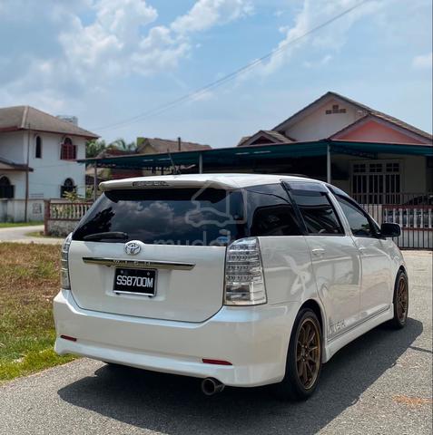 2006 Toyota WISH 1.8 X AERO SPORTS ZNE14G - 4