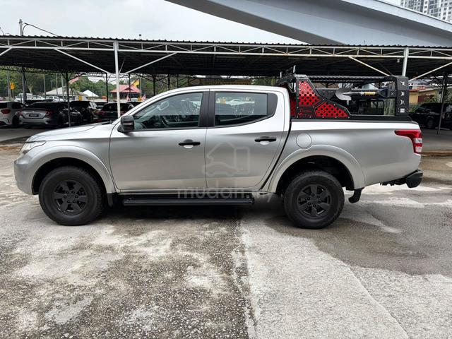2015 Mitsubishi Triton 2.5 (A) VGT 4x4 Sport Bar - 5