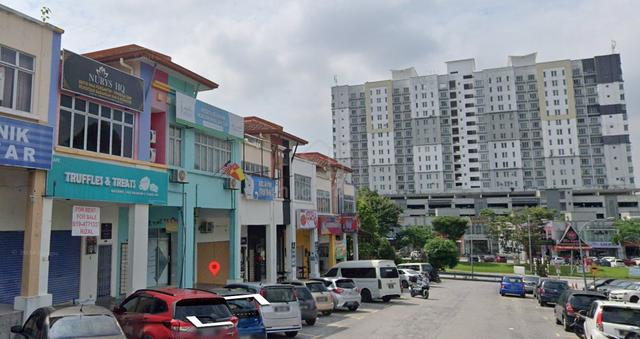 Taman Tropika Kajang, 1st floor shop office, 20 x 70 1
