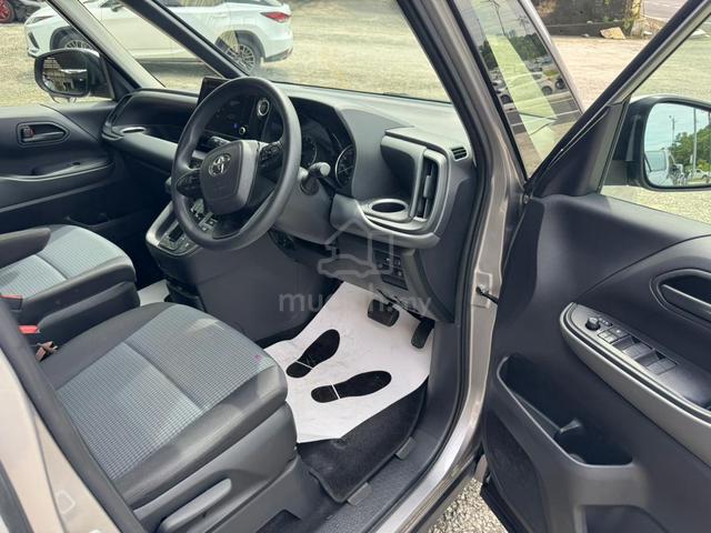 2022 Toyota NOAH 2.0 X (A) FOC 8YRS WARRANTY - 4