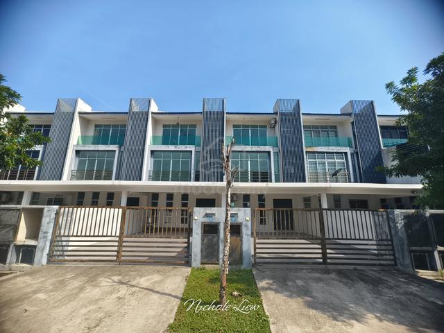 (CHEAPEST) 3 STOREY SUPERLINK HOUSE BANGI AVENUE 3 Bandar Puteri Bangi 1