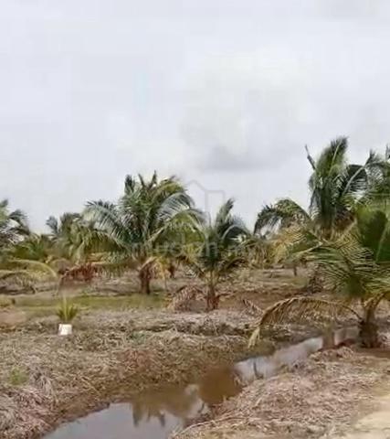 Sedili Besar 1