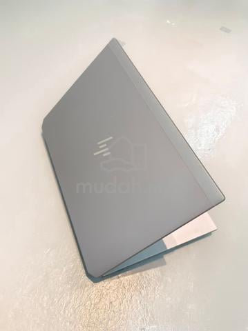 HP zbook 17 g5 64GB Ram i7-8th Gen big Screen ! - photo 4 of 6