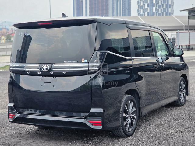 2022 Toyota VOXY 2.0 S-Z (A) - 2