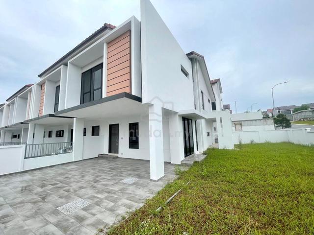 Taman Cello Desa Tebrau superlink corner lot brand new subsale ikea 1