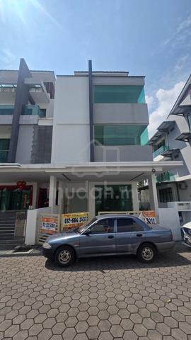 Taman Villa Permai @ Raja Uda 3 Storey Semi D Gated Guarded 1
