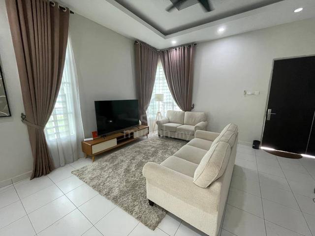 HARGA JACKPOT❗️DOUBLE STOREY SEMI D TAMAN SERI AKASIA Menghadap Padang 1