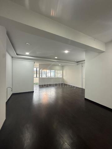 Office with lift at Medan Connaught cheras centre 1