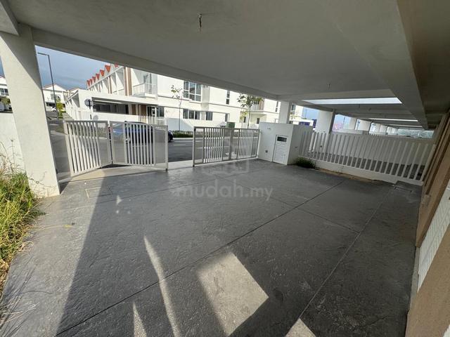 Batu Kawan Viluxe Residnece Intermidiate Corner Large Land Terrace ! 3