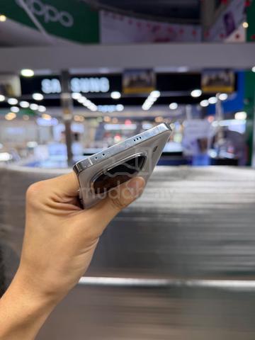 iqoo 12 5g ram16gb/512gb snapdragon 8gen3 - photo 2 of 5