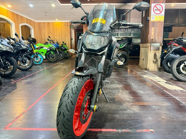Carousel Image