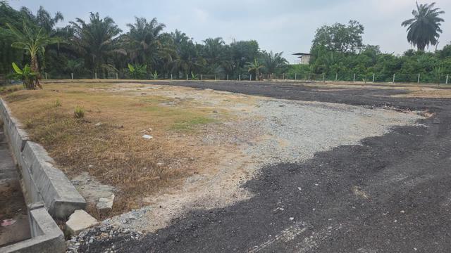 Tanah lot dengkil selangor 1