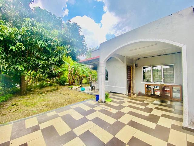 Corner Lot Terrace Single Storey Bandar Puncak Alam 1