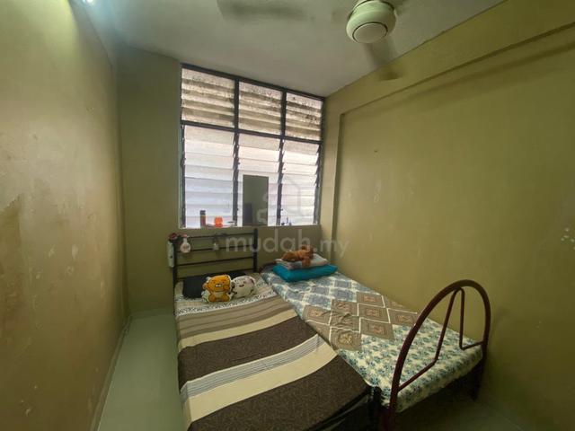 Bilik Untuk Disewa - Sharing Room 2 Orang 1