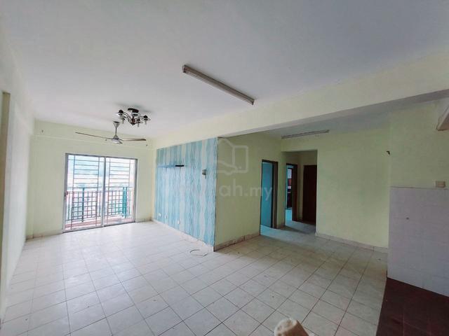 Pangsapuri Saujana Gombak 1