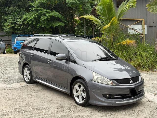 2011 Mitsubishi GRANDIS 2.4 MIVEC (A) CHEAP SUV - 1