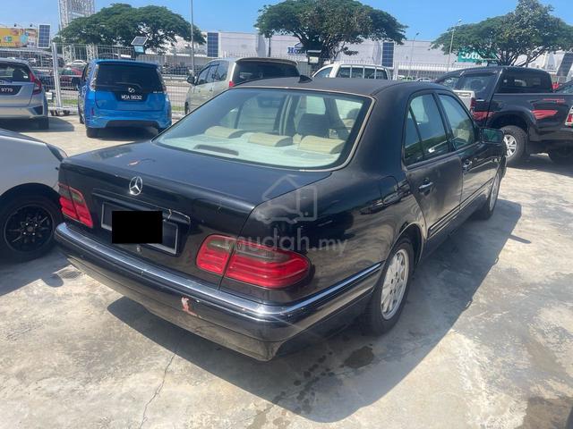 1999 Mercedes Benz E-CLASS 2.4 240 CLASSIC (CKD) - 4