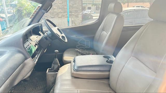 1996 Toyota HIACE 2.0 LH112 (M) - 5