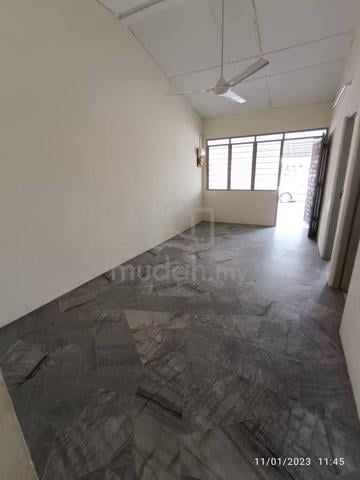 3 bedroom terrace house for rent 1