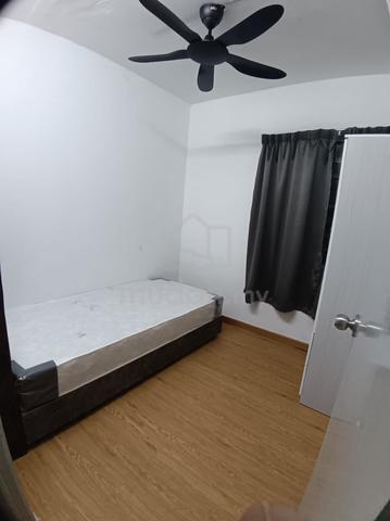 Serantau Flat Larkin JB / room only/ fully furnish/ Low deposit 1