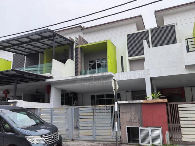 New House Hillpark Lahat Mines 22x70 Gated Guarded 1