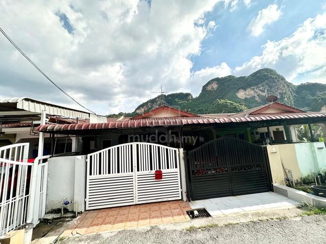 RENOVATED ! 2.5 Storey Terrace Taman Sri Gombak Fasa 10 Batu Caves 1