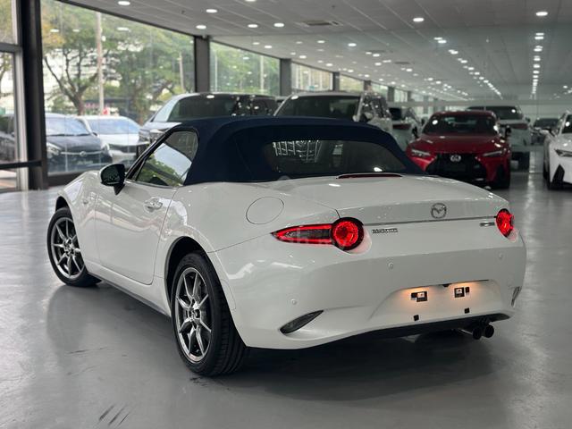 2022 Mazda MX-5 ROADSTER 1.5 S LEATHER NAVY TOP AT - 5