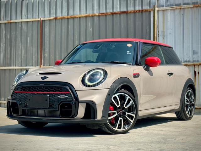 2022 Mini COOPER 2.0 JCW / 6 Years Warranty - 1
