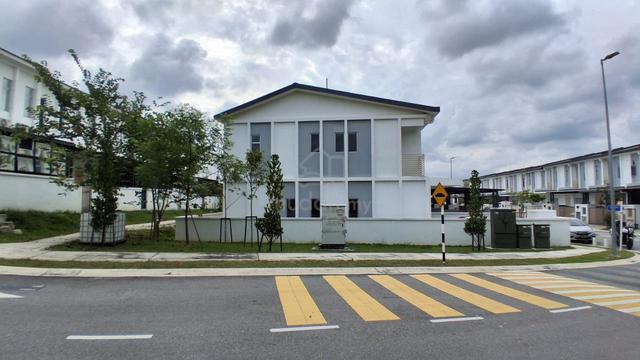 [New Unit] 2 Storey EndLot House, Taman Myra Gardens, Kundang, Rawang 1