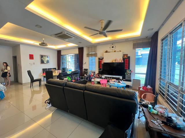 [FULLY RENOVATED] 2 Storey Semi D, Anggun 2, Anggun City, Rawang 1