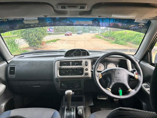 2005 Mitsubishi Storm 2.8 (A) Turbo Diesel 4x4 - 5