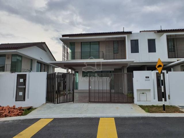 New Semi D 2 Storey Facing Gunung Angsi Gated 1