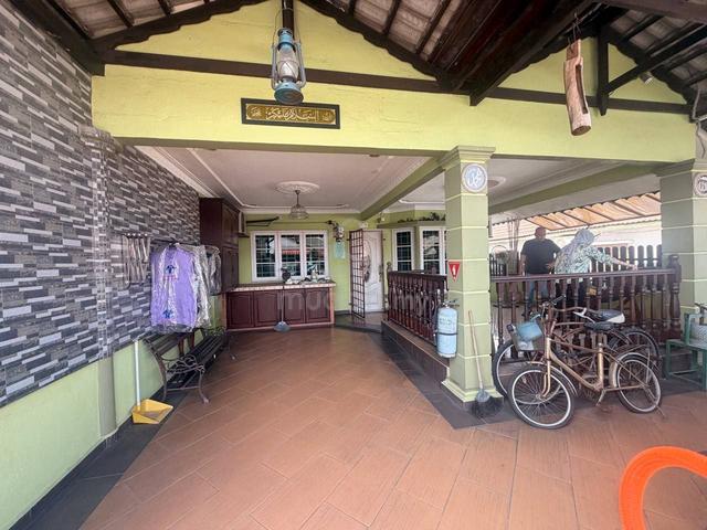 23’X70’, End Lot Single Storey Taman Jati Klang ( Extended Kitchen ) 1