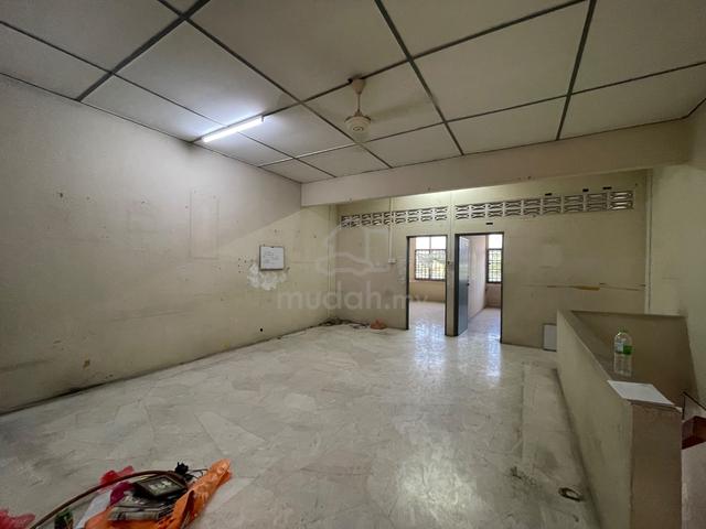 1st floor Shop offices facing main Gunung Rapat Ipoh 1